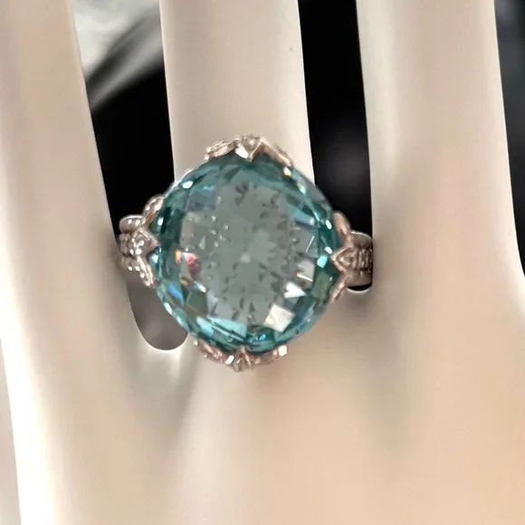 Judith Ripka Sterling Silver Teal Cubic Zirconia Ring size 7